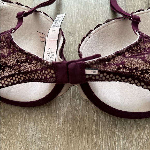Victoria'sΒ Secret 32DD Dream Angels Demi Bra lace bra - Picture 7 of 10